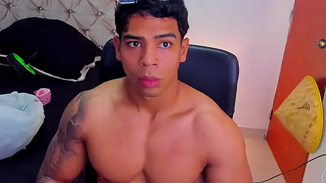 Andrew_wolf7 webcam