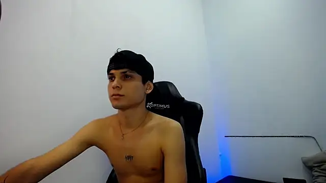 dilan_hott_ - Dilan_hott_'s free webcam - UK Sex Cams