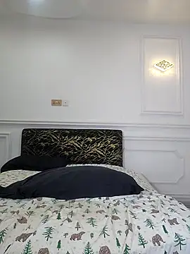 zola_nooryi - Zola_Nooryi's free webcam - UK Sex Cams