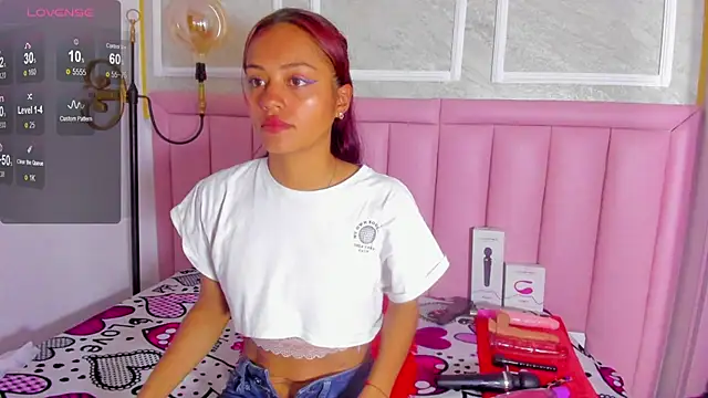 HoollyHendrix webcam