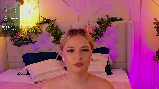 EllyLinn webcam