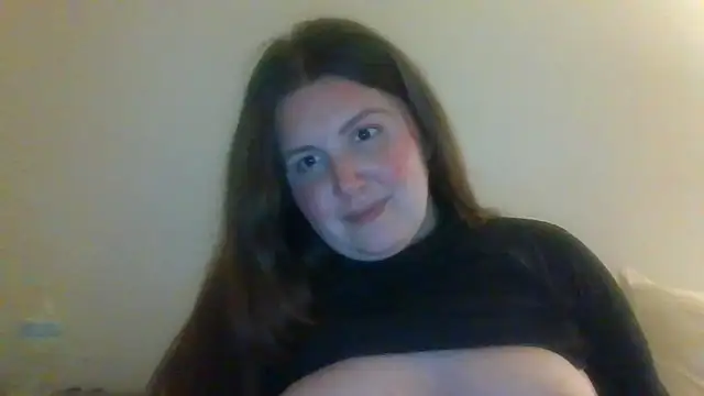 CherryJuneExperience webcam