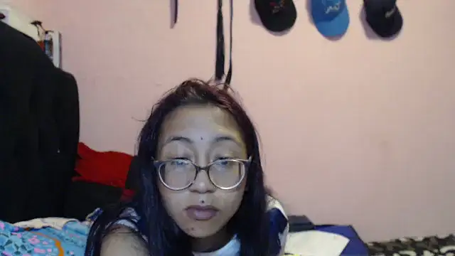 Violet_And_Smith webcam