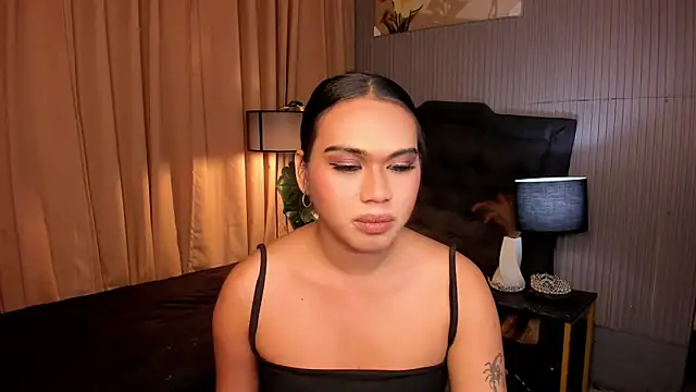 asianhugecockjulia webcam