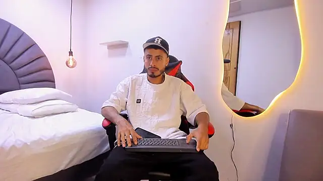 MatthewCullen webcam