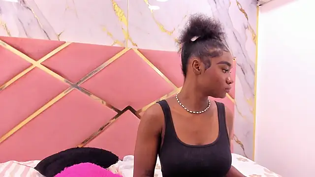 passion_black webcam