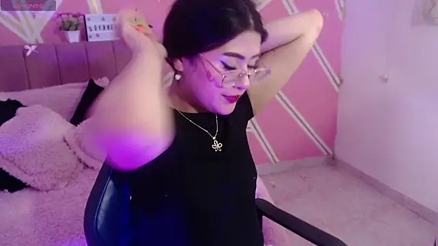 isa_bunny18 webcam