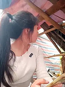 Him_MountainGirl webcam