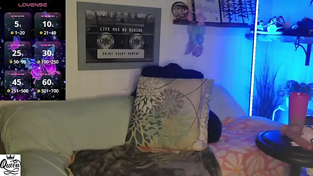 AinsleyMadison webcam