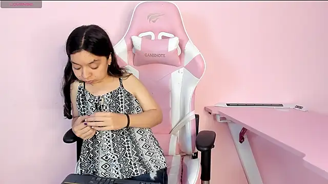 CharlotteMuller webcam