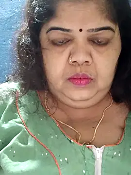 tamilthanushri webcam