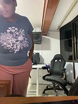 gabrielabrunette69 - Gabrielabrunette69's free webcam