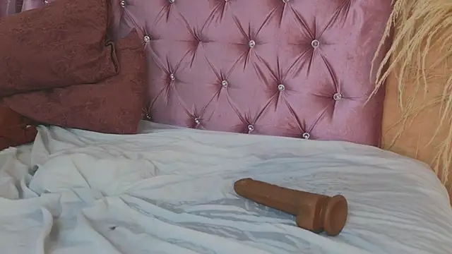 KARINAJTORRES webcam