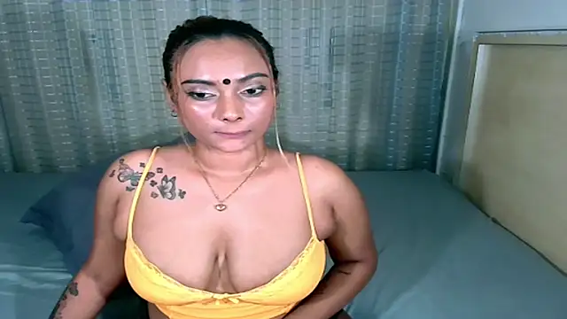 sexyindianchic webcam