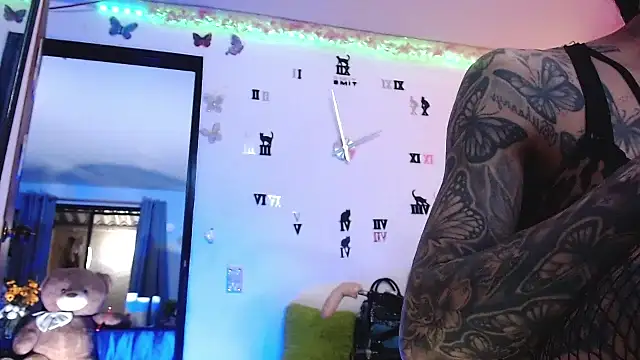 goddess_BigassCock webcam