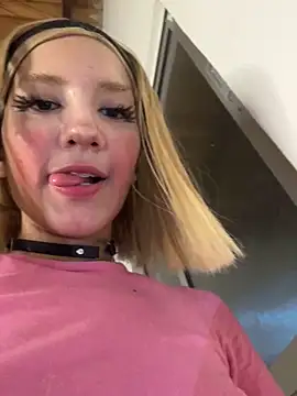 sweetbunnygf (F teen) - SPANK NAKED PUSSY 🥵 harder