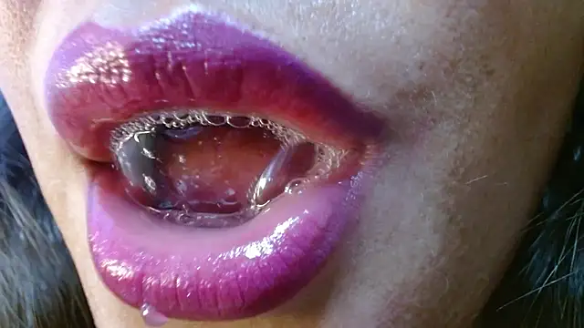 miss_evoleth2 - Miss_evoleth2's free webcam - UK Sex Cams