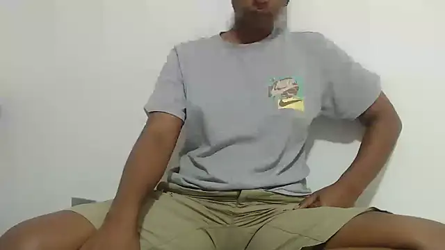 yohatinelly07 webcam