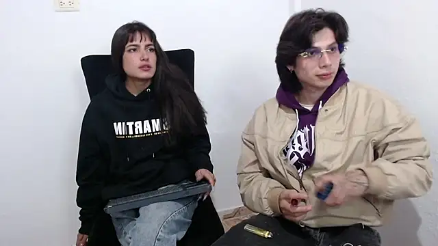 skinny_sweet2411 webcam