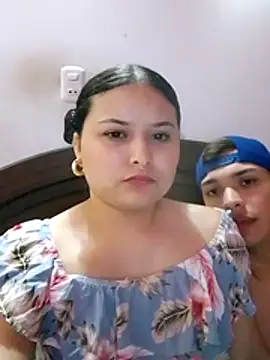 CoupleXtremeTeens webcam