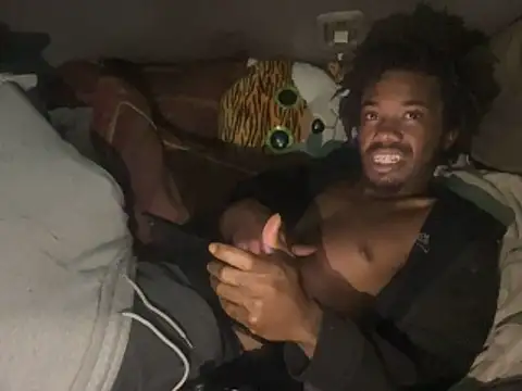 SlimeCrownzOut5 webcam