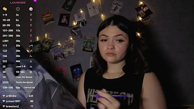 yummytira - YummyTira's free webcam - UK Sex Cams