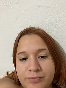 moranguinhofire Live Webcam on Stripchat