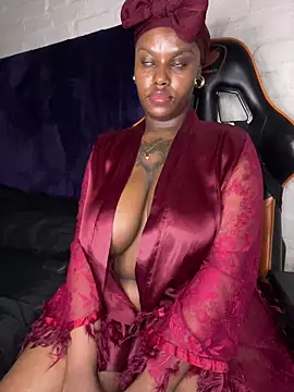 QUEEN_NOBUHLE_FEMDOM_777