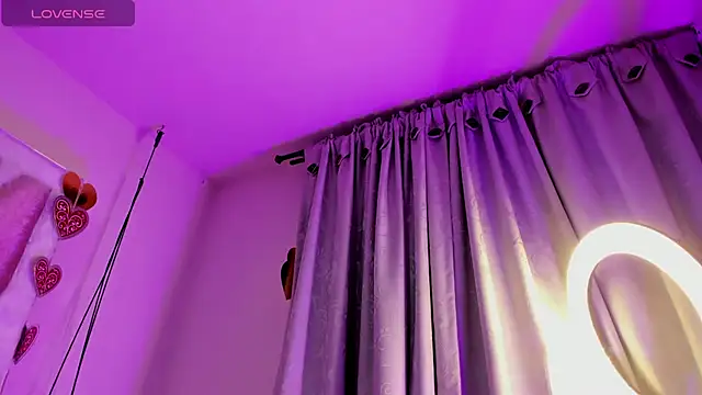 xhinata_hyugax webcam