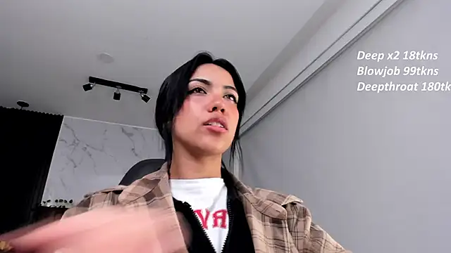 gianna_foxy - Gianna_foxy's free webcam - UK Sex Cams