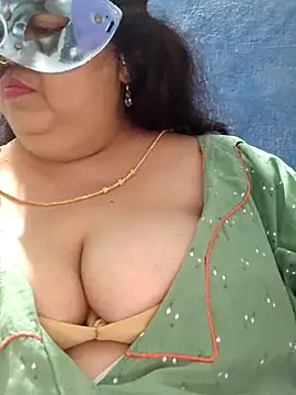 tamilthanushri webcam