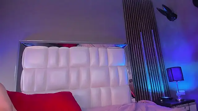 Roger_And_Ramona webcam