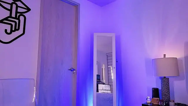 mandi4pole_ - Mandi4pole_'s free webcam