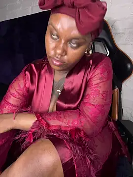 QUEEN_NOBUHLE_FEMDOM_777