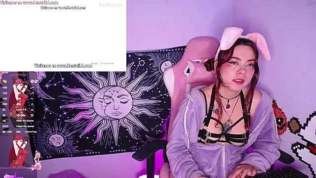 Erza_escarleth webcam