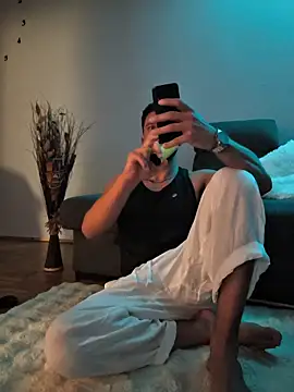 angelo_33 - Angelo_33's free webcam