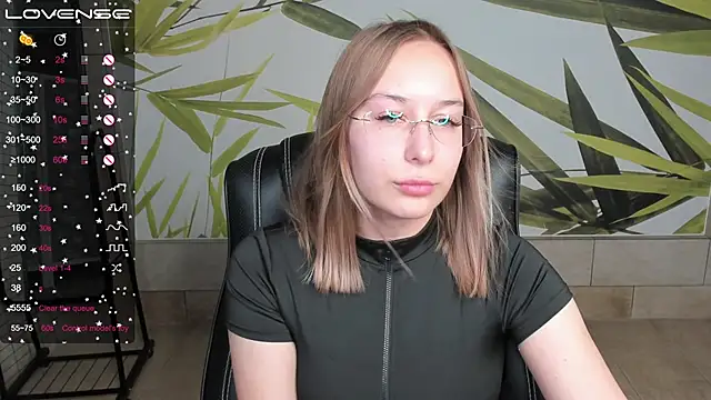 dina_sunshine webcam