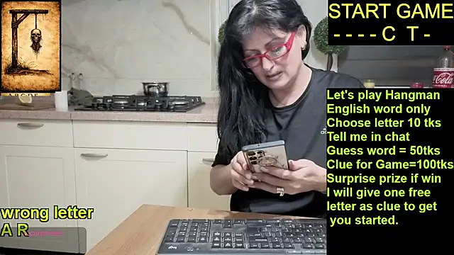 SexyAndBadGirl webcam