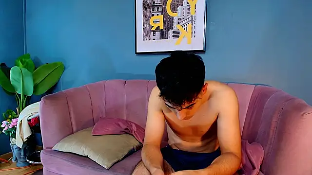 cody_crown - Cody_crown's free webcam - UK Sex Cams