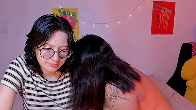 gaby_danna - Gaby_Danna's free webcam - UK Sex Cams