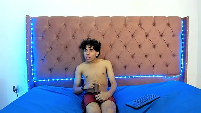 boys_yourparty webcam