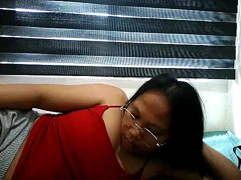 spankymyass69 - SpankyMyAss69's free webcam - UK Sex Cams