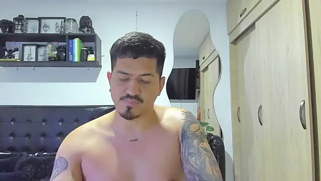 Aaaronwill1568 webcam