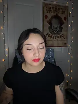 CharmingMaddie webcam