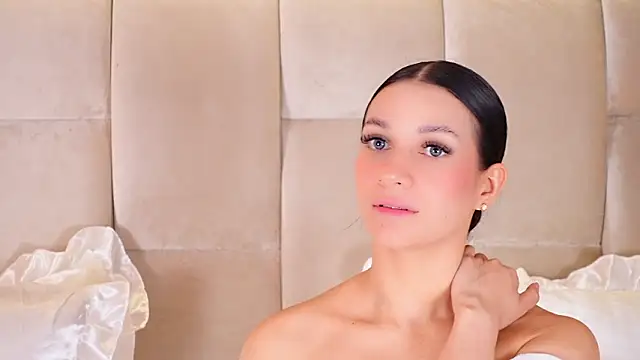 KiraKayleigh1 webcam