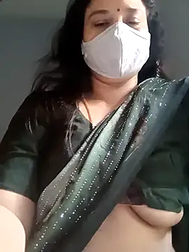 Webcam Model (Tamil_Sivani)  is live.Free join now!