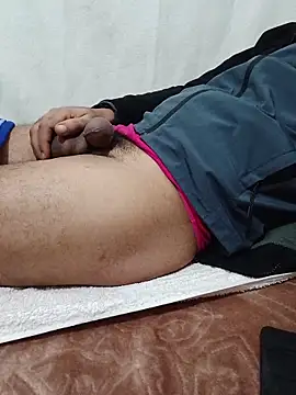 dark-skinned212 webcam