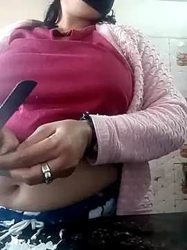 Webcam Model (Urvashi_Love)  is live.Free join now!