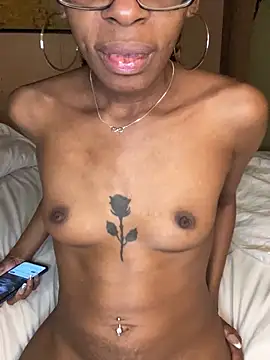 Jasmine_FullsShine webcam