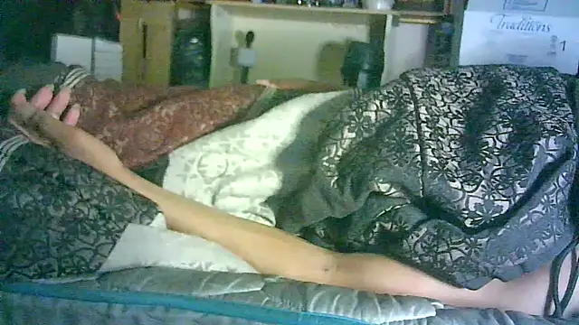 ON3YOULLN3VER_FIR3 webcam